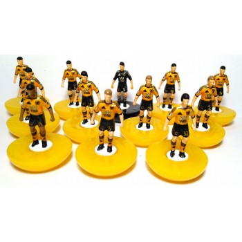 Subbuteo Andrew Table Soccer Wolverhampton Wanderers F.C 2018-19 on Classic Hasbro Bases